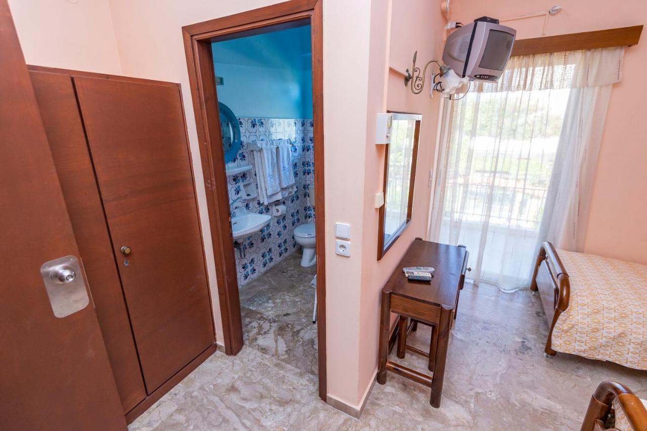 Hotel Agamemnon Beach 애이오이아포스톨로이 외부 사진